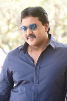 Sunil 2 Countries Interview Stills